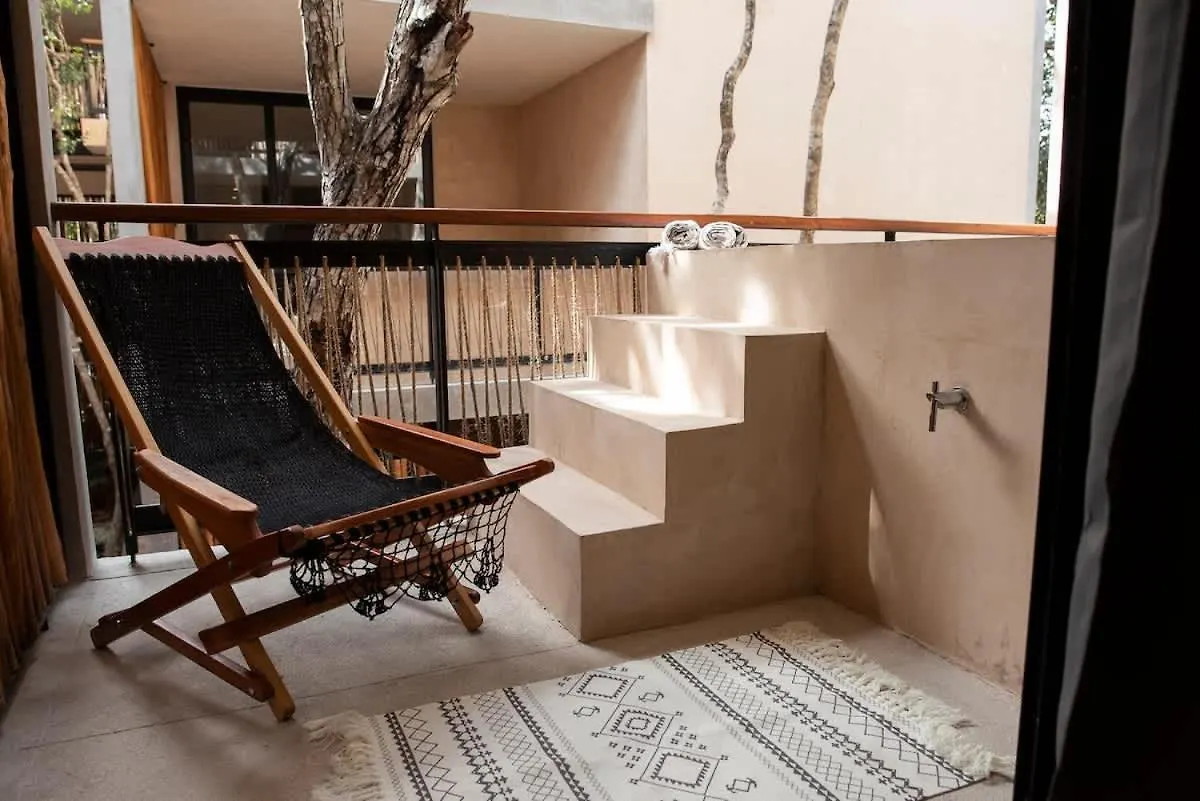 1Br Apartment - Cozy Design & Private Pool 툴룸