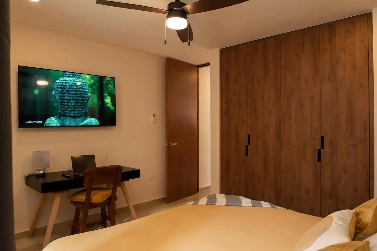 1Br Apartment - Cozy Design & Private Pool 툴룸