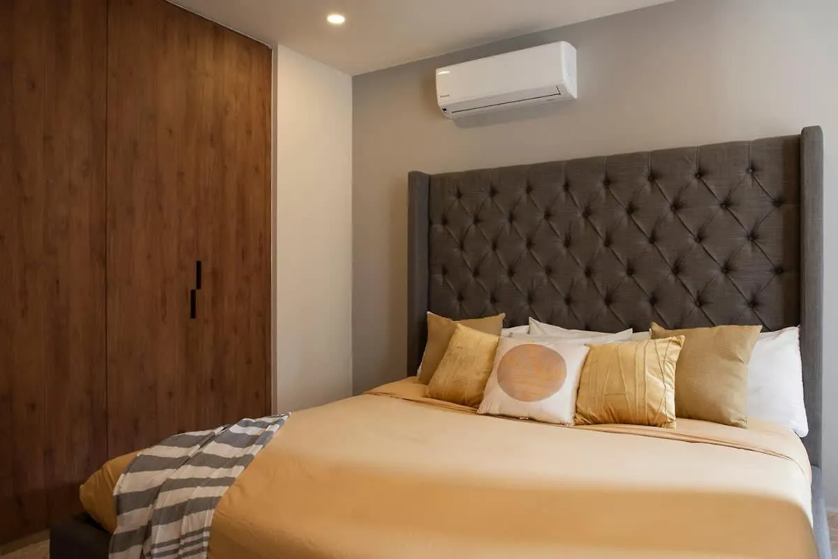 1Br Apartment - Cozy Design & Private Pool 툴룸